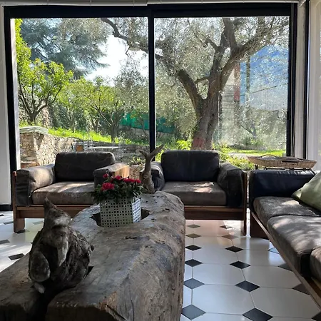 Suggestiva Casa Indipendente Holiday home Imperia
