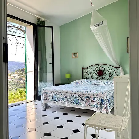 Holiday home Suggestiva Casa Indipendente Imperia